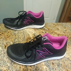 New Balance Womens 790v6 Black Running Pink Running Sneakers 11 B